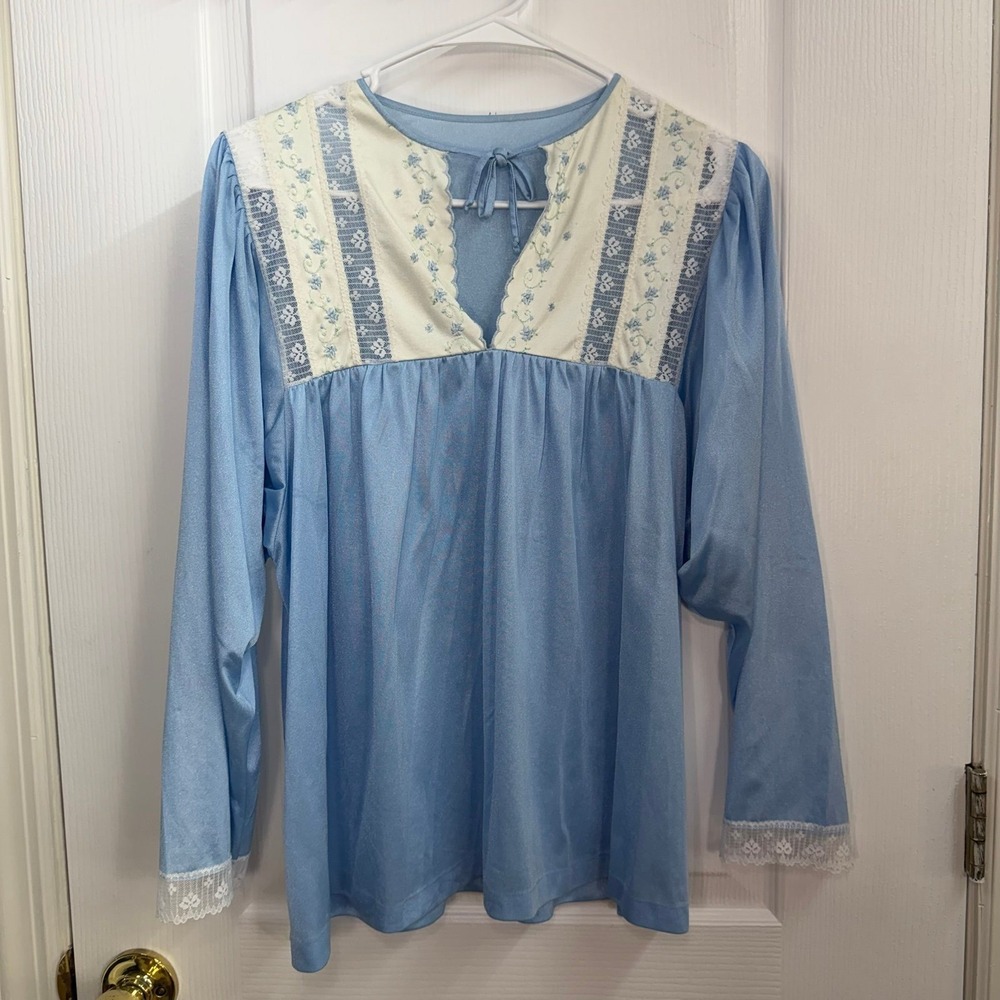 Vintage‎ women's blue floral lace embroidered cottagecore long sleeve pajama top